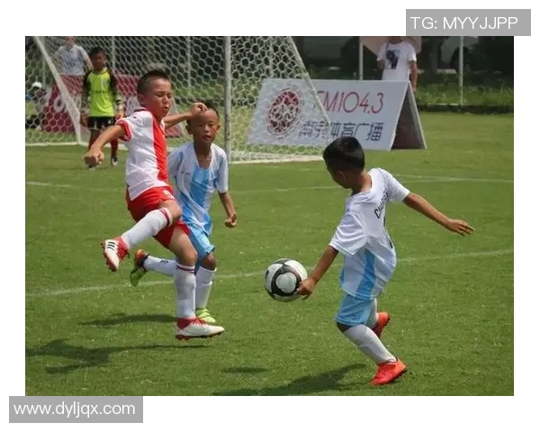 足球编导的艺术与技巧探索如何提升比赛叙事与观众体验